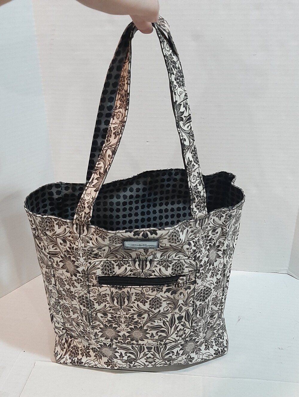 🔥Bella Russo Reversible Tote Bag Black/White Floral & Polka Dot